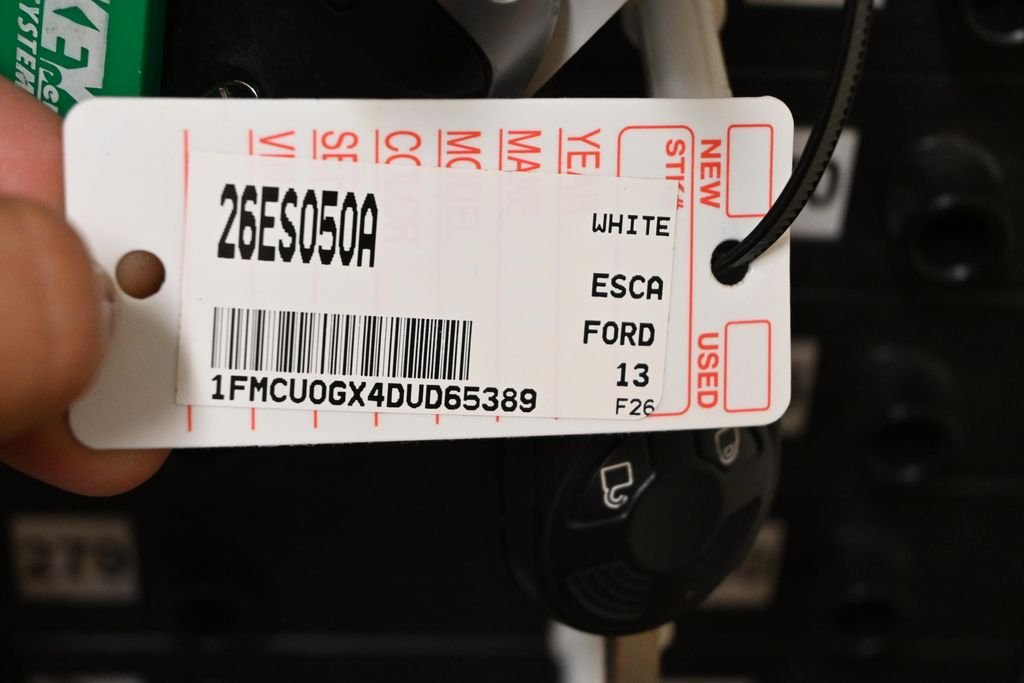 Used 2013 Oxford White Ford SE image 33