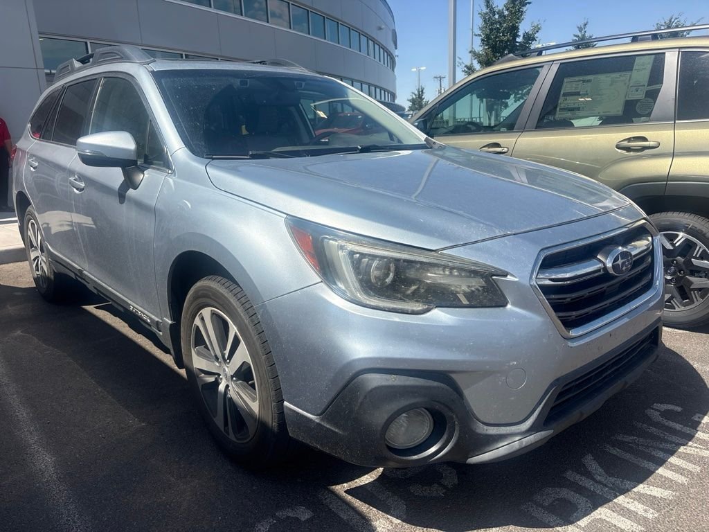 Used 2018 Silver Subaru 2.5i image 2