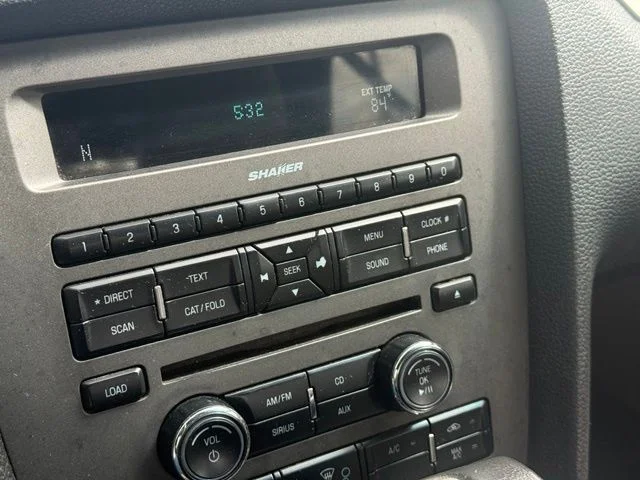 Used 2011 Silver Ford V6 Premium image 3