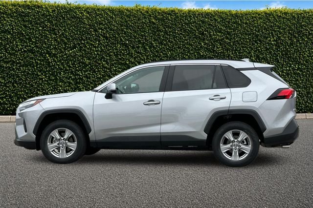 Used 2025 Silver Toyota XLE image 7