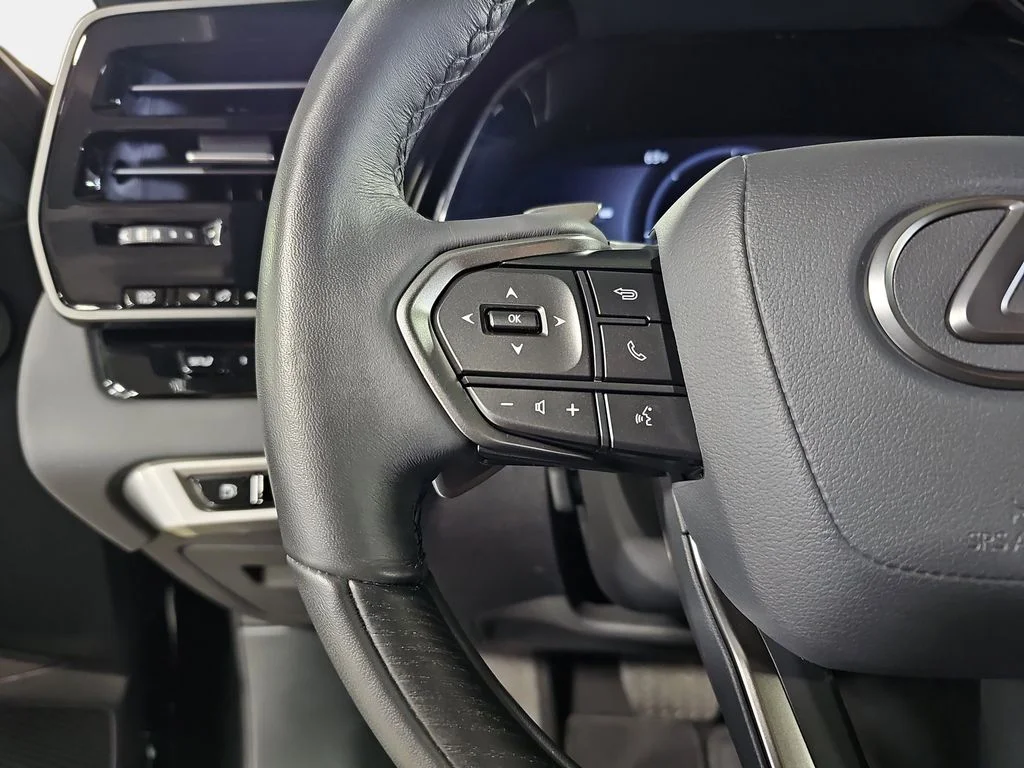 Certified Used 2025 Black Lexus 350h Premium image 18