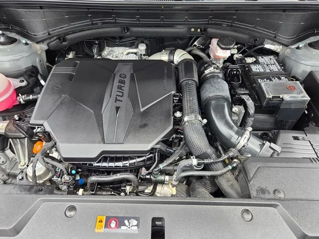 Used 2024 Gray Hyundai SEL image 29