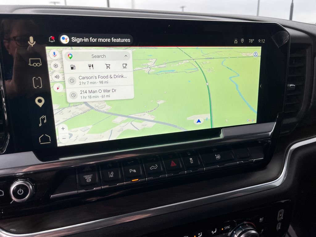 Used 2025 White GMC SLT image 18