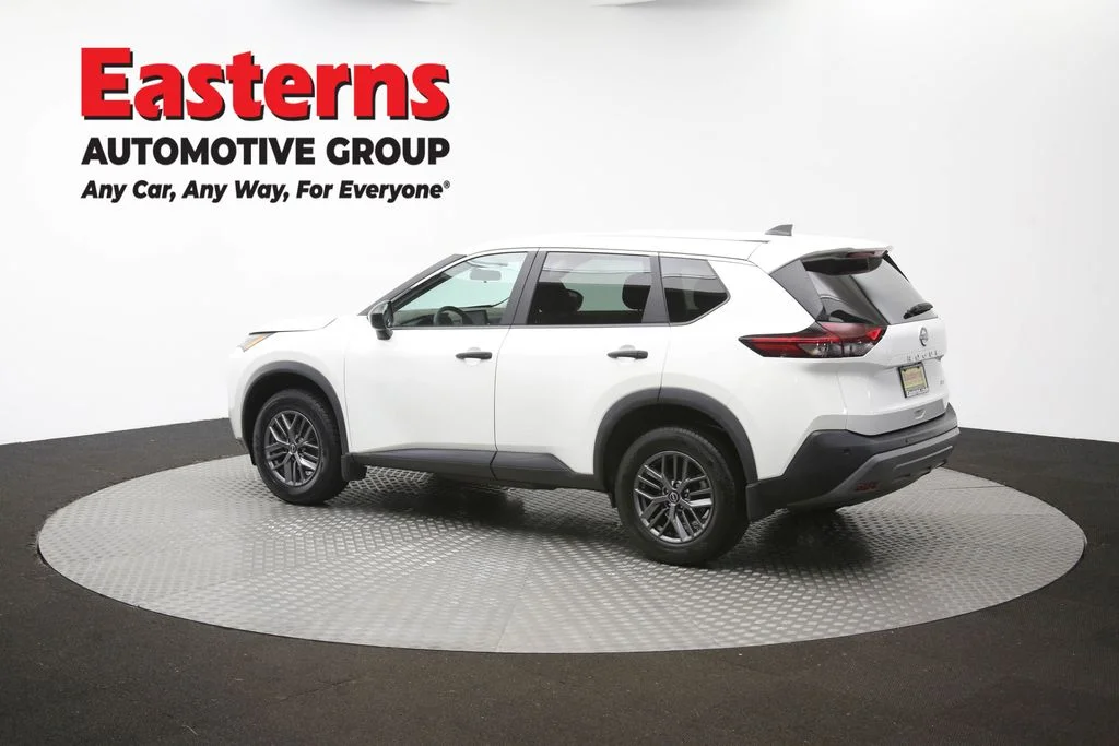 Used 2023 White Nissan S image 64