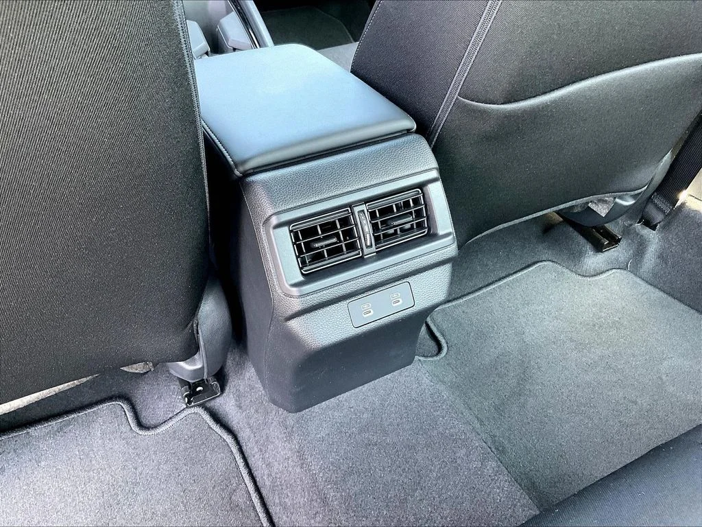 New 2026 Solar Silver Metallic Honda Sport Hybrid image 11