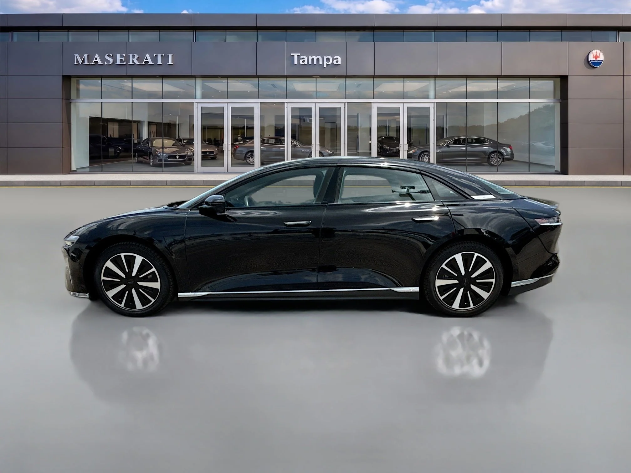 Used 2024 Infinite Black Metallic Lucid Touring image 6