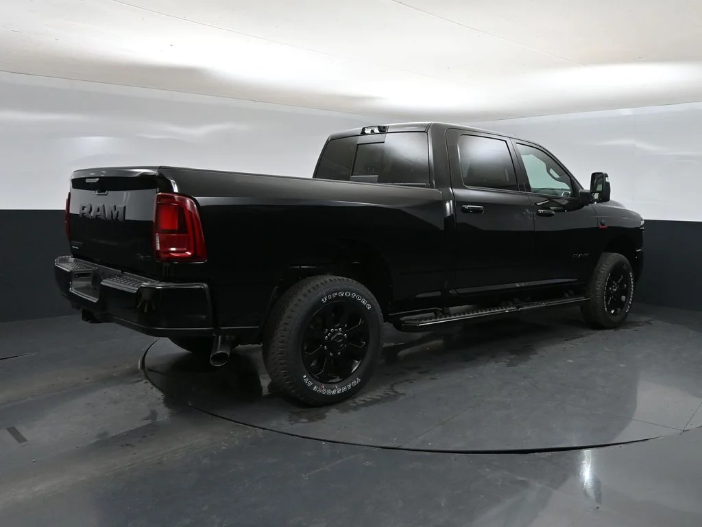 New 2026 Diamond Black Crystal Pearl-Coat Exterior Paint RAM Laramie image 2