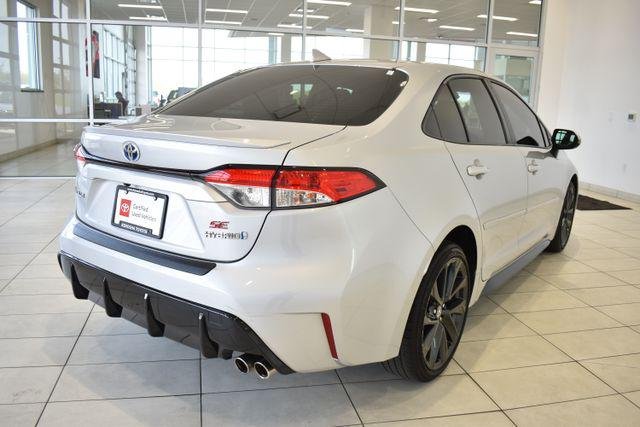 Certified Used 2024 CLASSIC SILVER MET Toyota  image 9