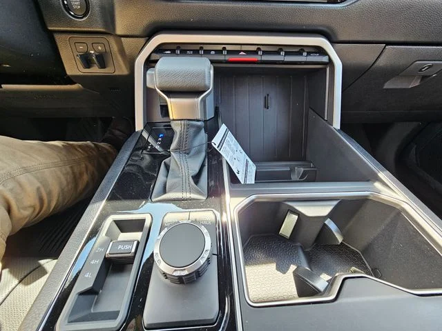 2026 Toyota Tundra SR5 - Photo 12