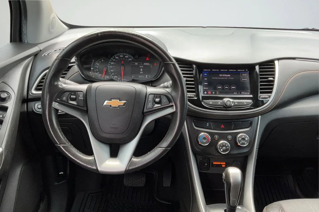 2022 Chevrolet Trax LT - Photo 13