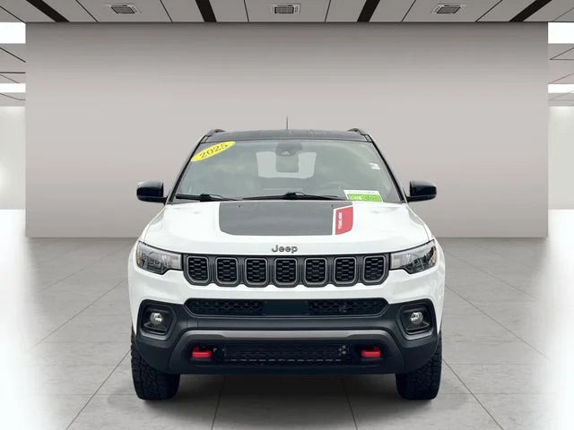 Used 2025 White Jeep Trailhawk image 9