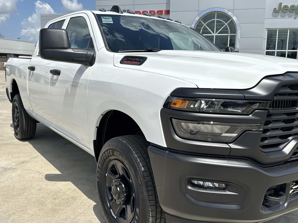 New 2026 Bright White Clear-Coat Exterior Paint RAM Tradesman image 19