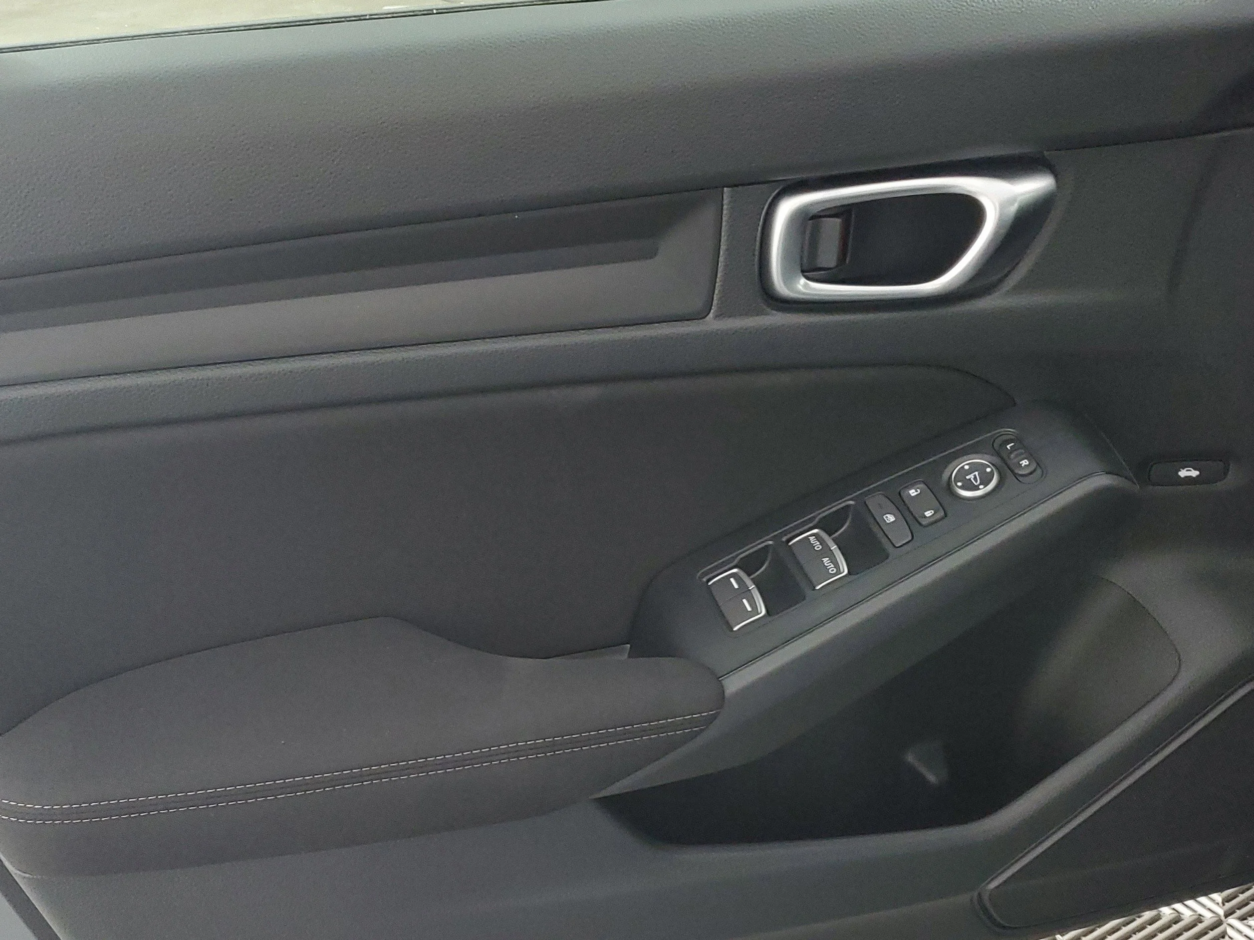 2026 Honda Civic Sport - Photo 29