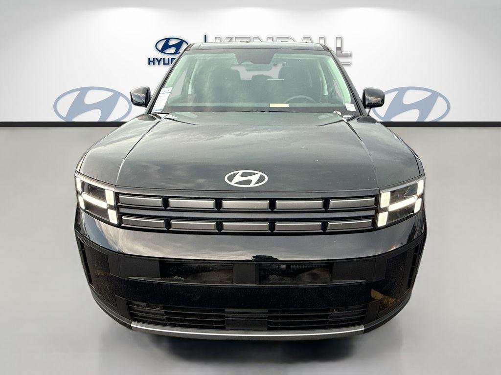 New 2026 Phantom Black Hyundai SE image 2