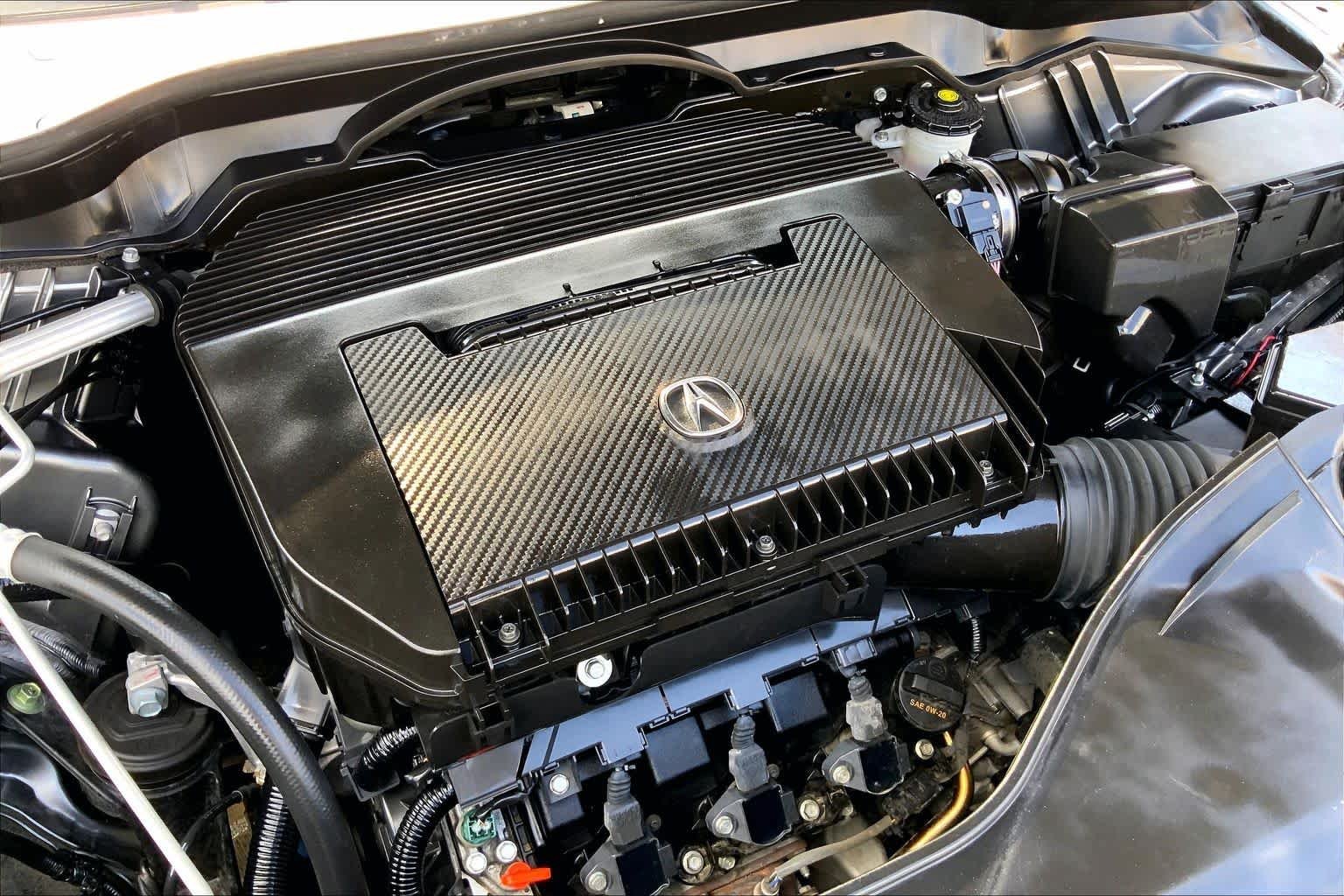 Used 2024 Liquid Carbon Metallic Acura  image 33