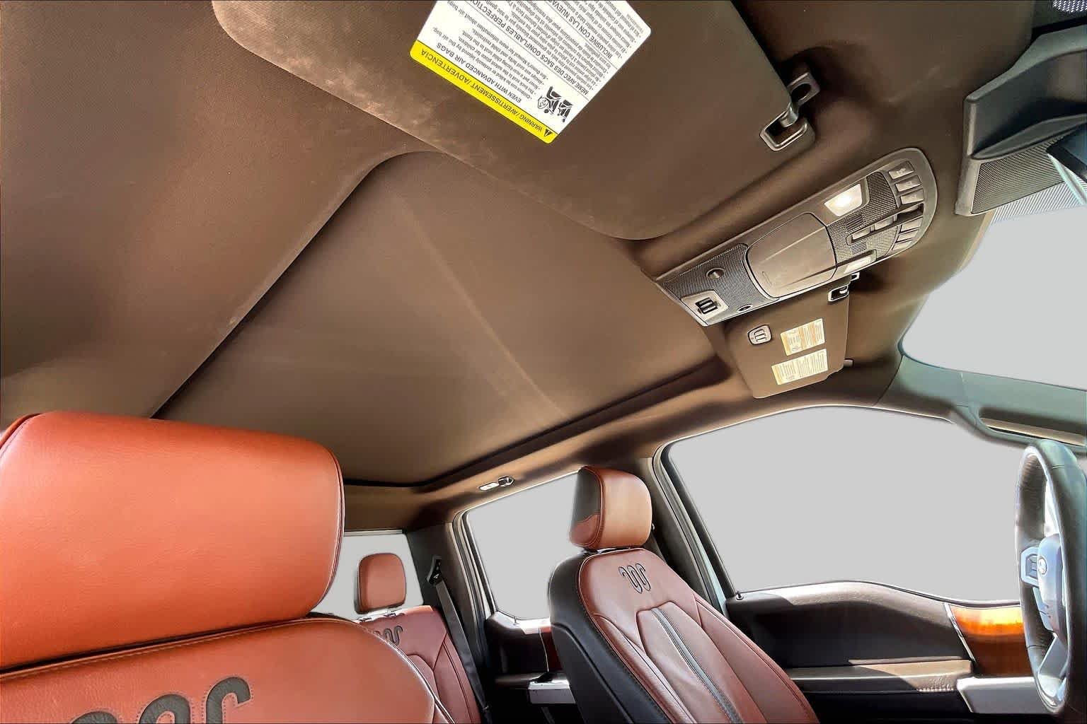 Used 2020 Star White Metallic Tri-Coat/Stone Gray Ford King Ranch image 13