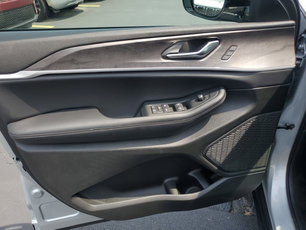 2025 Jeep Grand Cherokee Limited - Photo 20