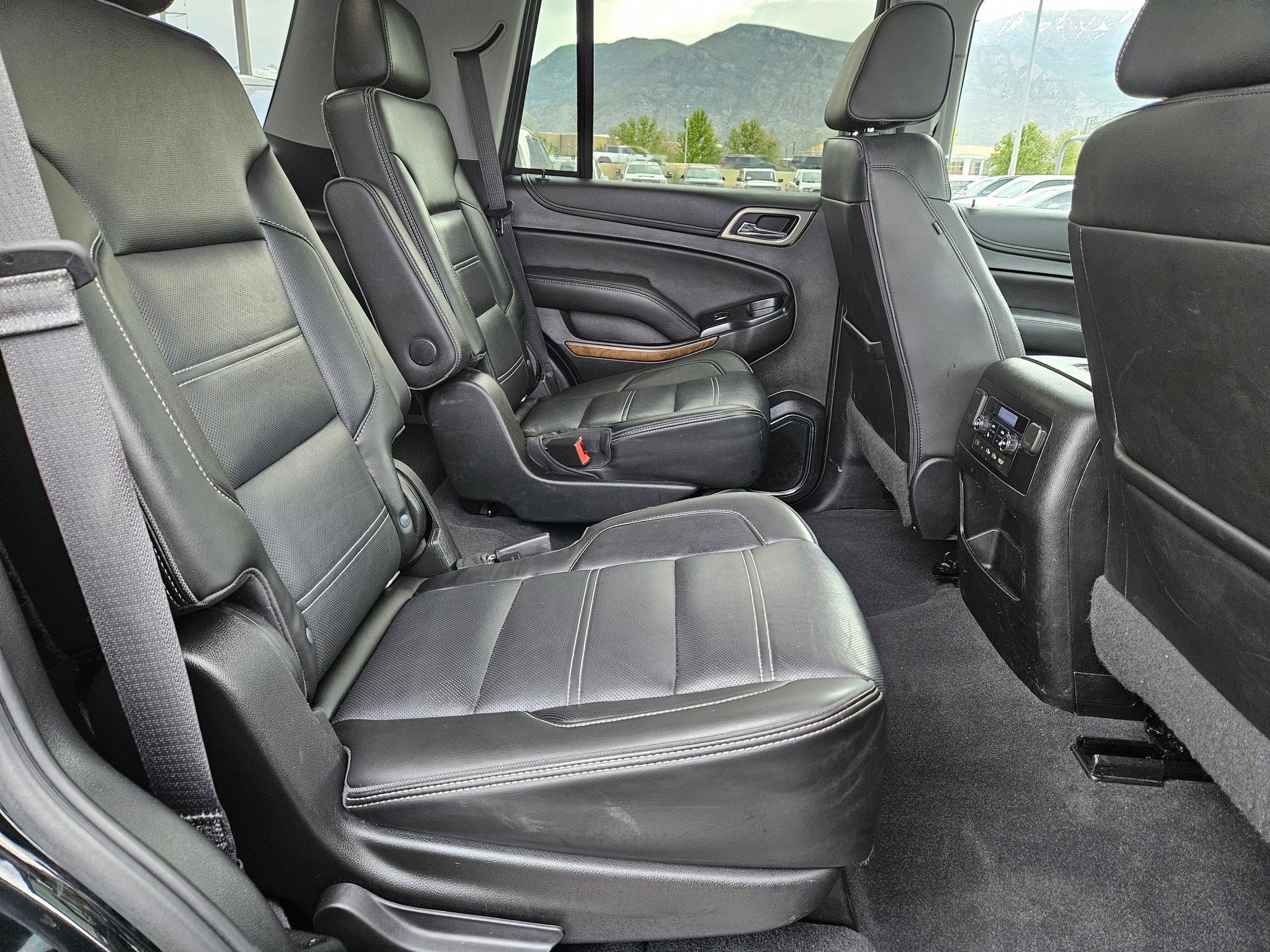 Used 2020 Onyx Black GMC Denali image 31
