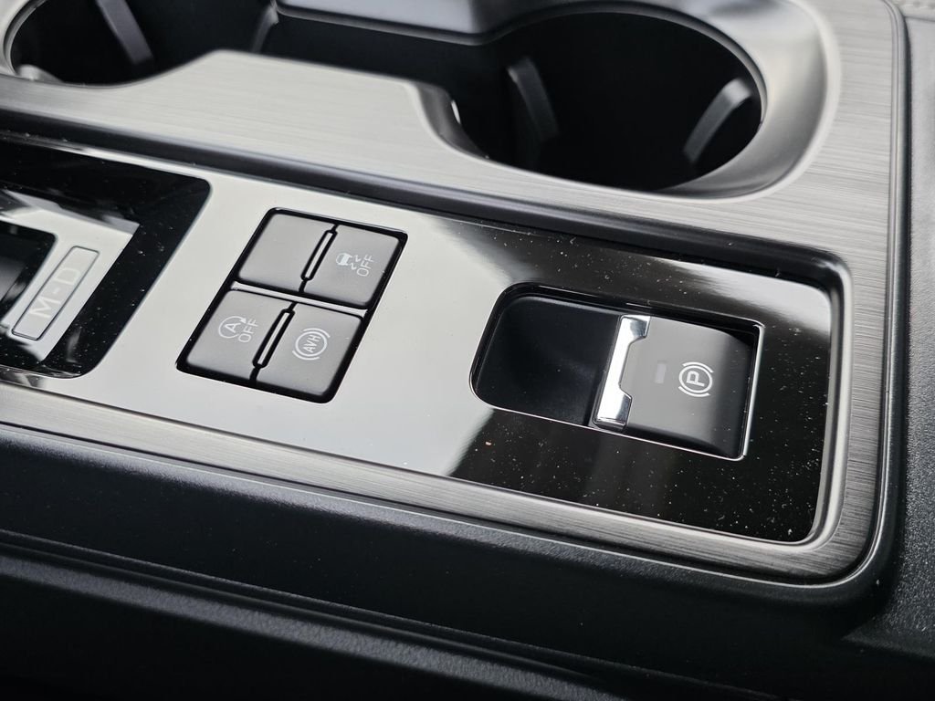 2026 Subaru Outback Limited - Photo 28