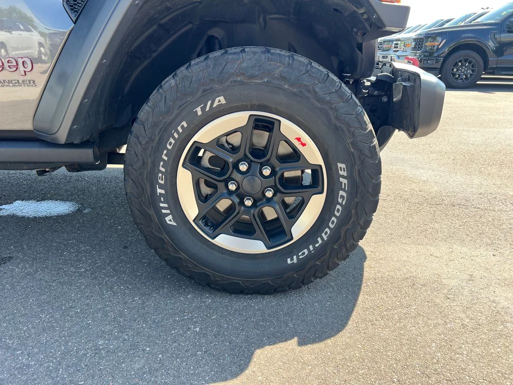 Used 2020 Gray Jeep Unlimited Rubicon image 17