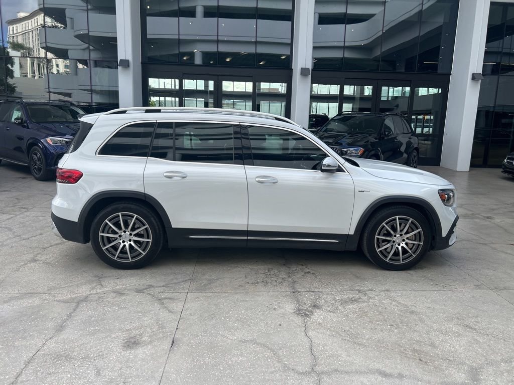 2022 Mercedes-Benz GLB GLB 35 AMG 4MATIC's photo