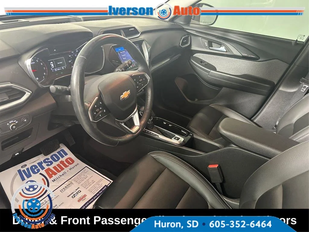 Used 2022 Mosaic Black Metallic Chevrolet LT image 17