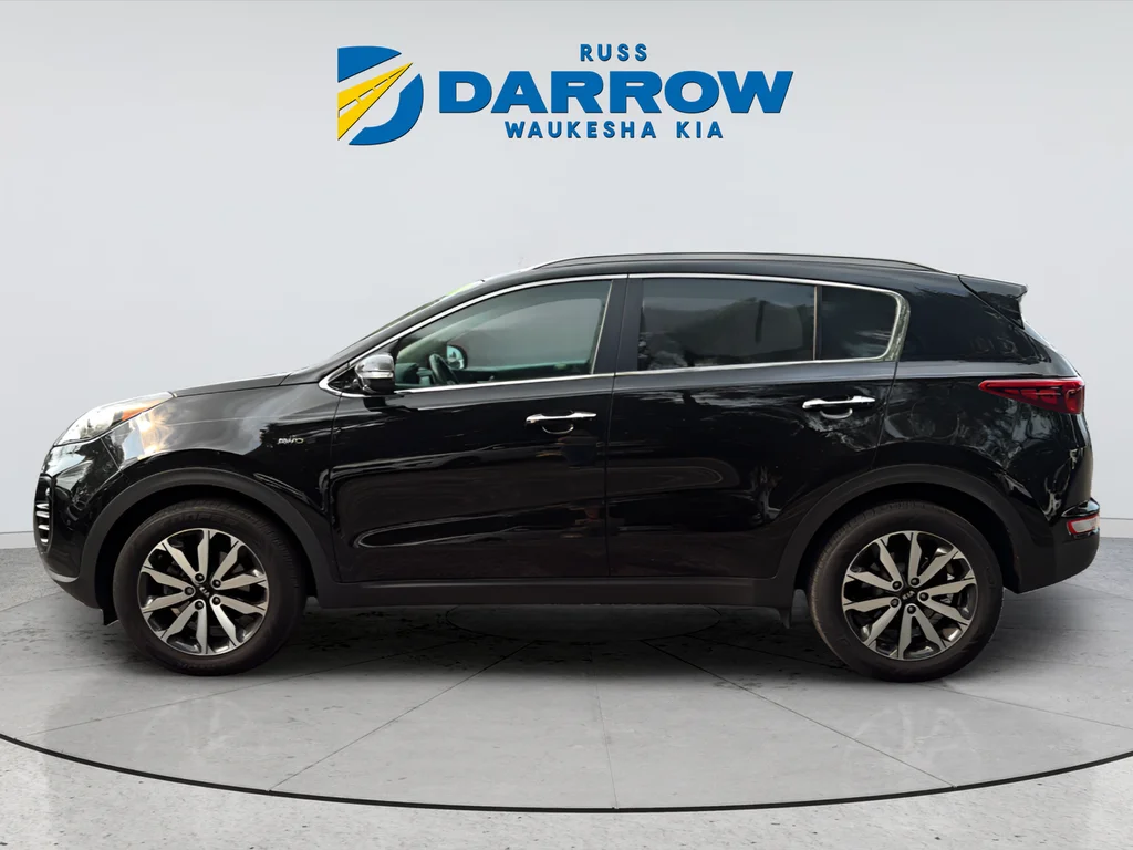 Used 2017 Red Kia EX image 2
