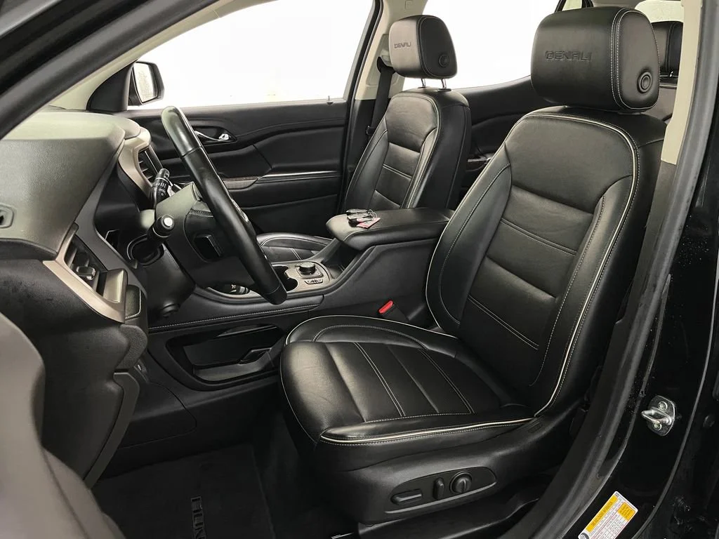 Used 2023 Ebony Twilight Metallic GMC Denali image 27