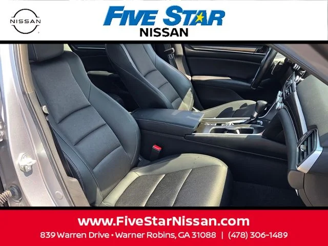 Used 2022  Honda Sport image 17