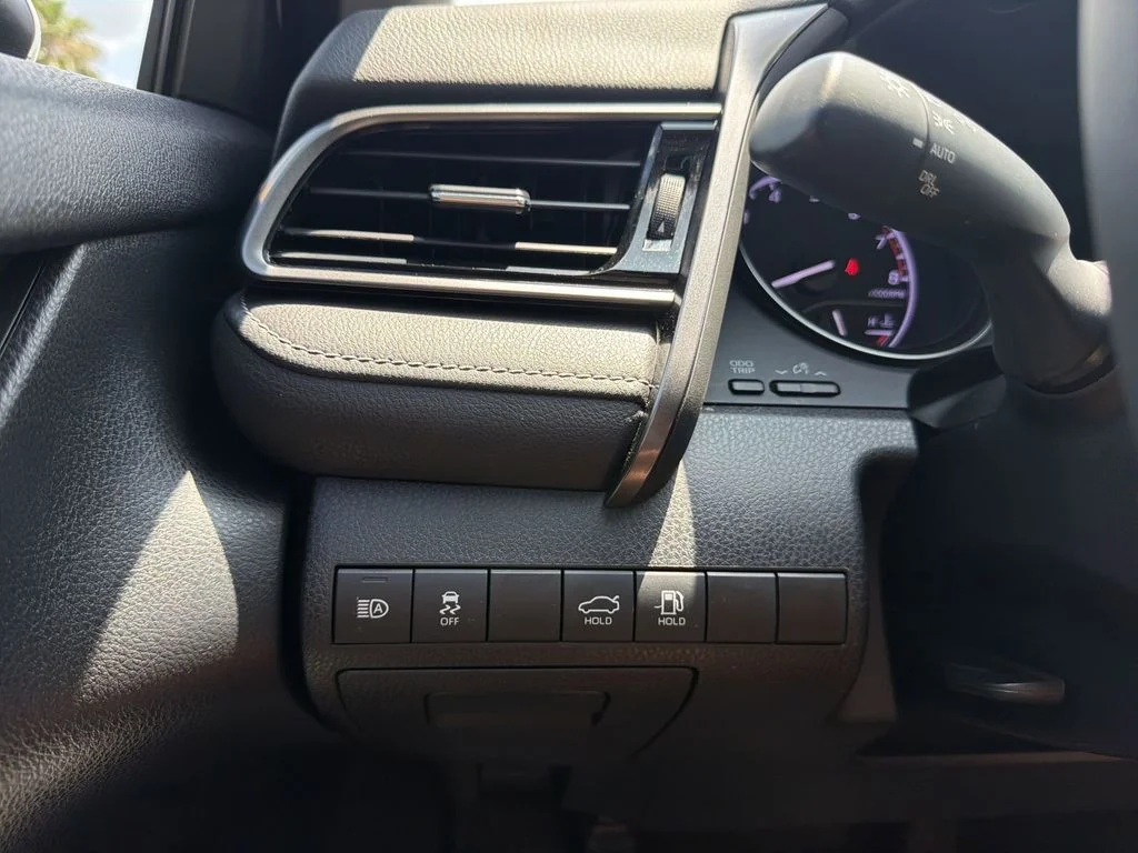 Used 2021 White Toyota SE image 23