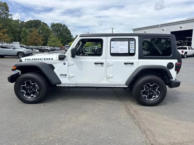 Used 2022 White Jeep Unlimited Rubicon 4xe image 10