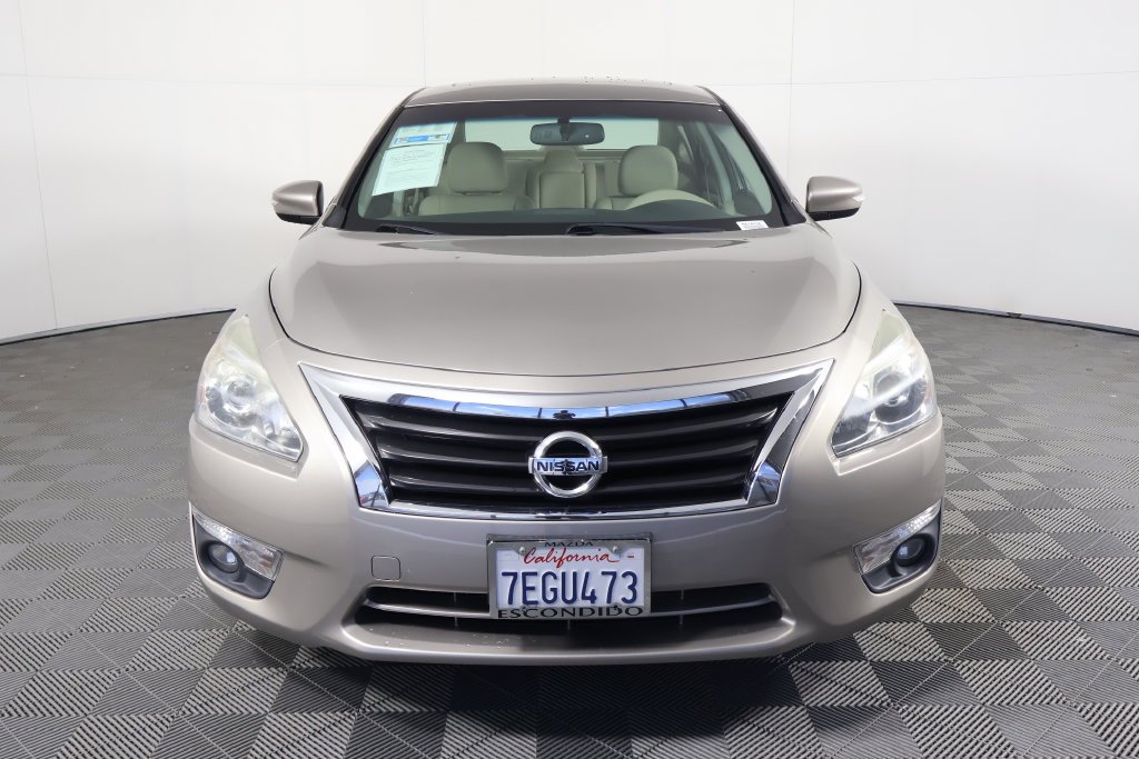 Used 2014 Nissan Altima SL with VIN 1N4BL3AP9EC203039 for sale in Escondido, CA