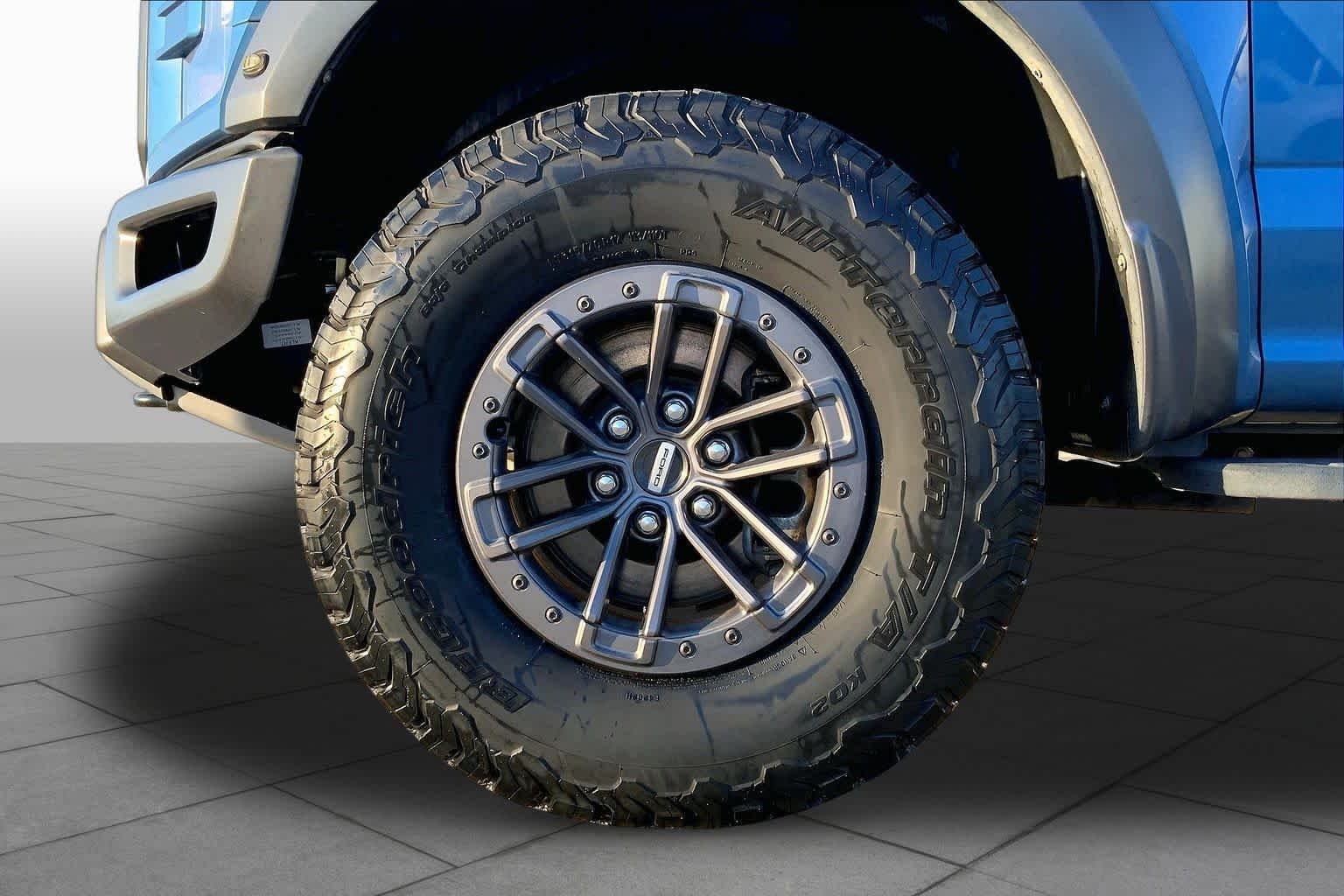 Used 2020 Ford Performance Blue Ford Raptor image 11