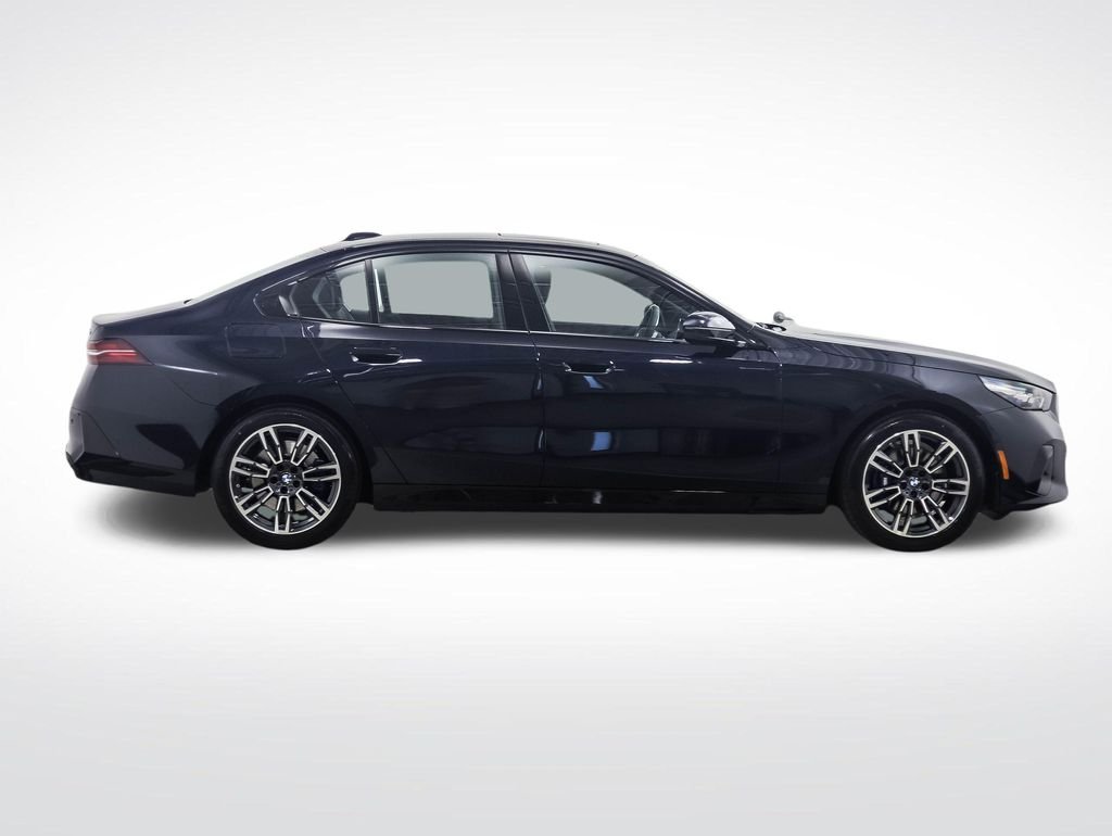Used 2026 Carbon Black Metallic BMW 530i xDrive image 7