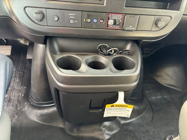 2026 Chevrolet Express Cargo Work Van - Photo 18