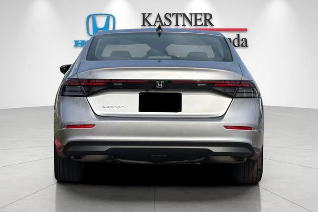 New 2026 Solar Silver Metallic Honda SE image 5
