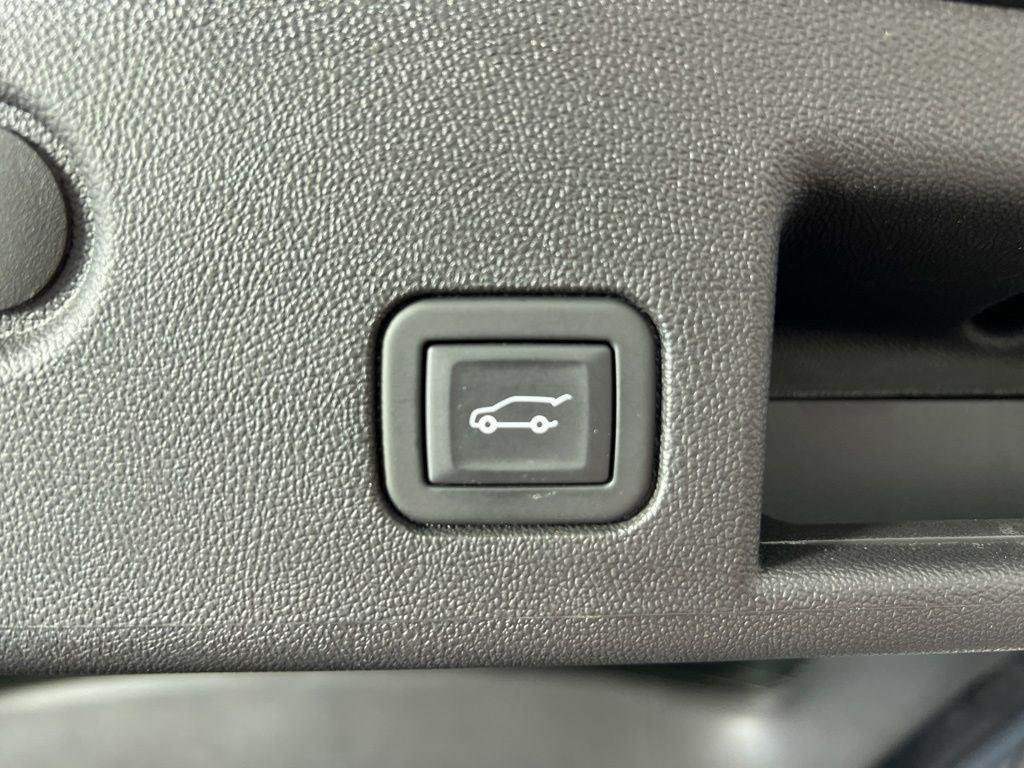 Used 2023 Iron Gray Chevrolet RS image 20