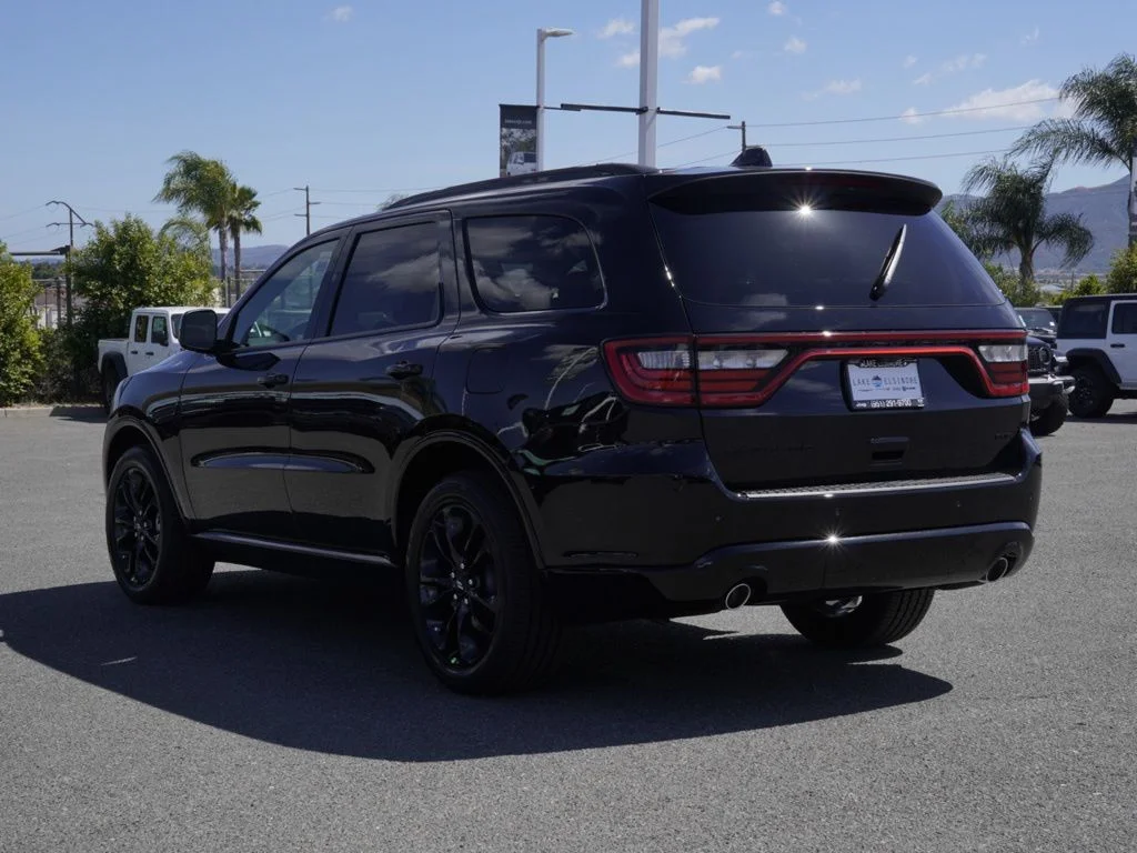 New 2026 Diamond Black Clear-Coat Exterior Paint Dodge GT image 5