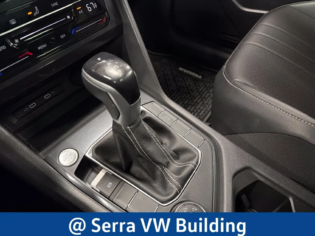 Used 2023 Silver Volkswagen 2.0T SE image 28