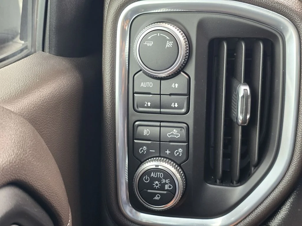 Used 2019 Summit White GMC SLT image 24