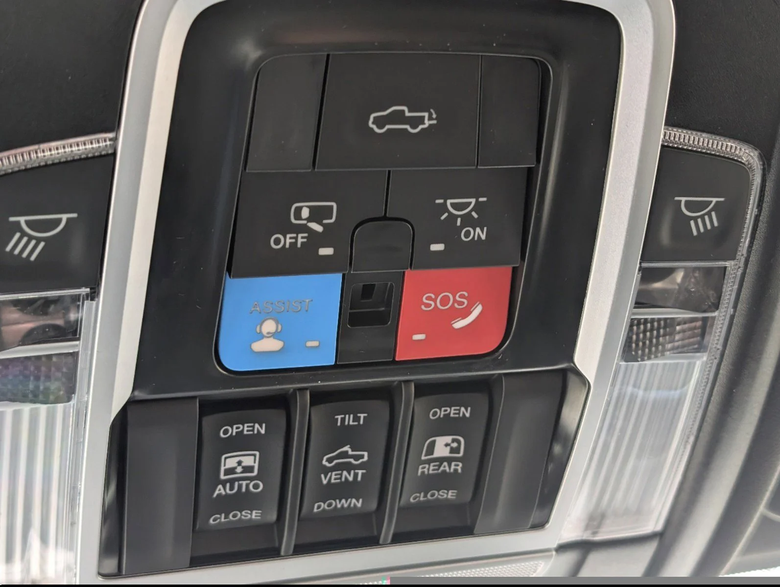 2024 RAM 2500 Laramie Limited - Photo 30