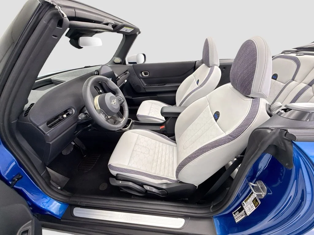 2026 MINI Convertible Base - Photo 20