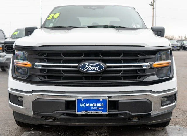 Used 2024 White Ford XLT image 3
