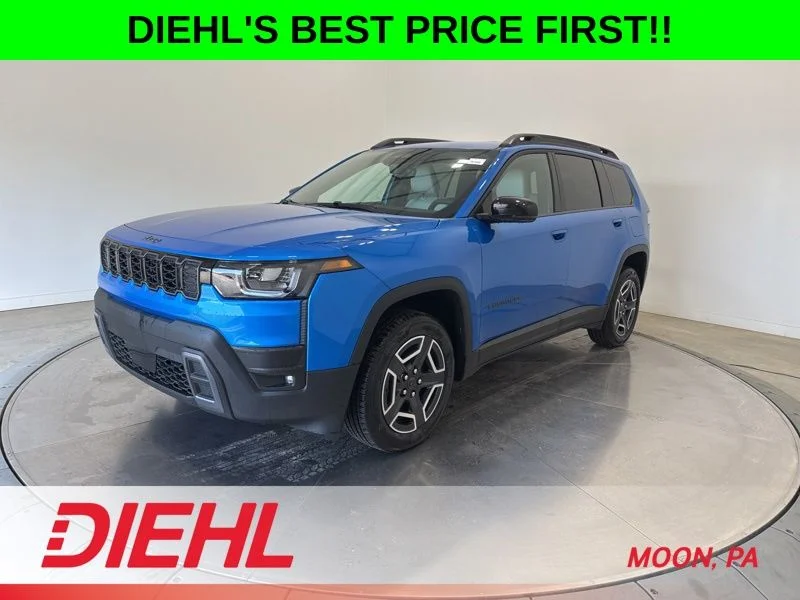 New 2026 Hydro Blue Pearl-Coat Exterior Paint Jeep Limited image 3