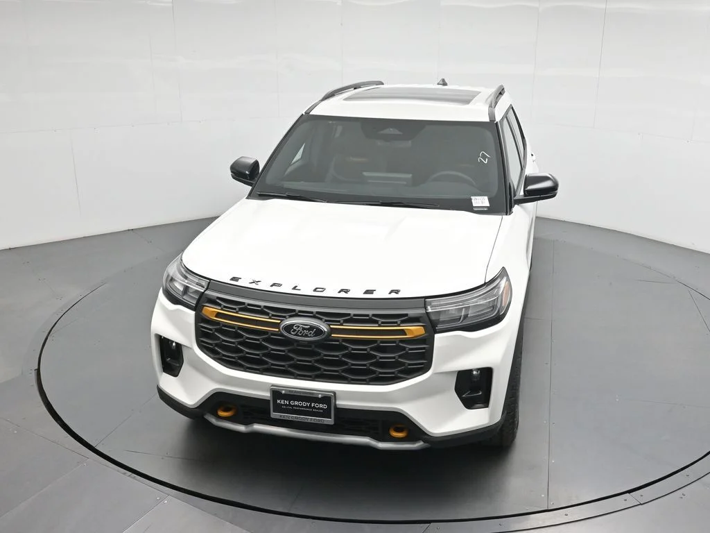 2026 Ford Explorer Tremor - Photo 33