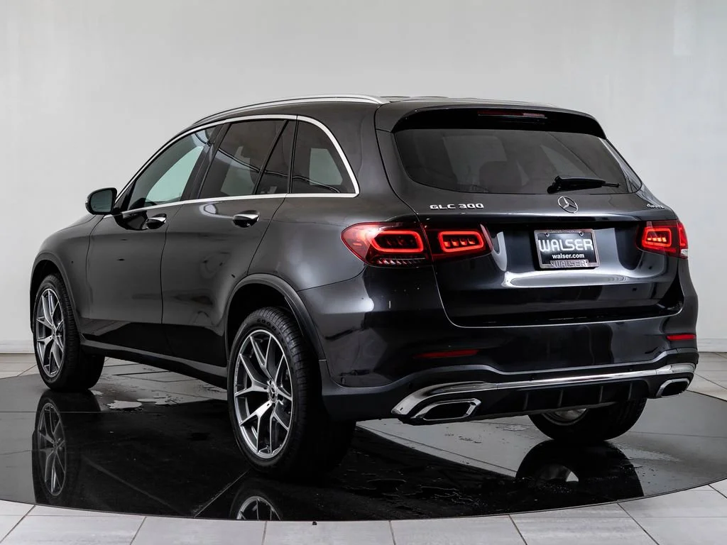 Used 2022 Graphite Grey Metallic Mercedes-Benz GLC 300 image 6