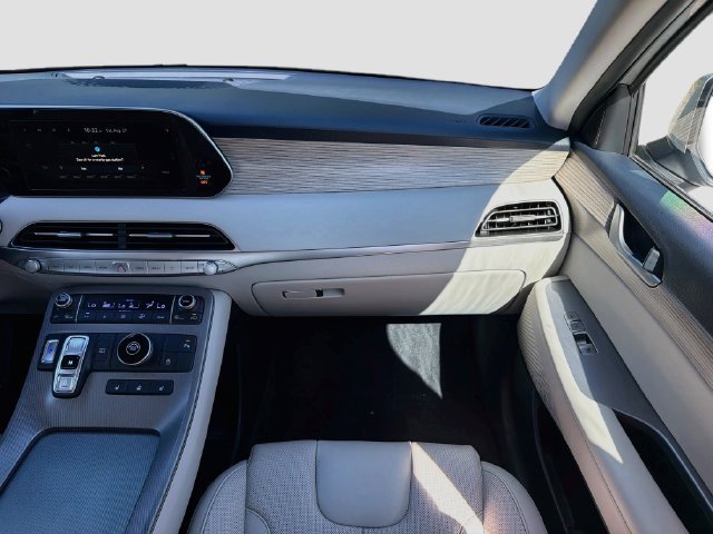 Used 2021 Typhoon Silver Hyundai SEL image 19