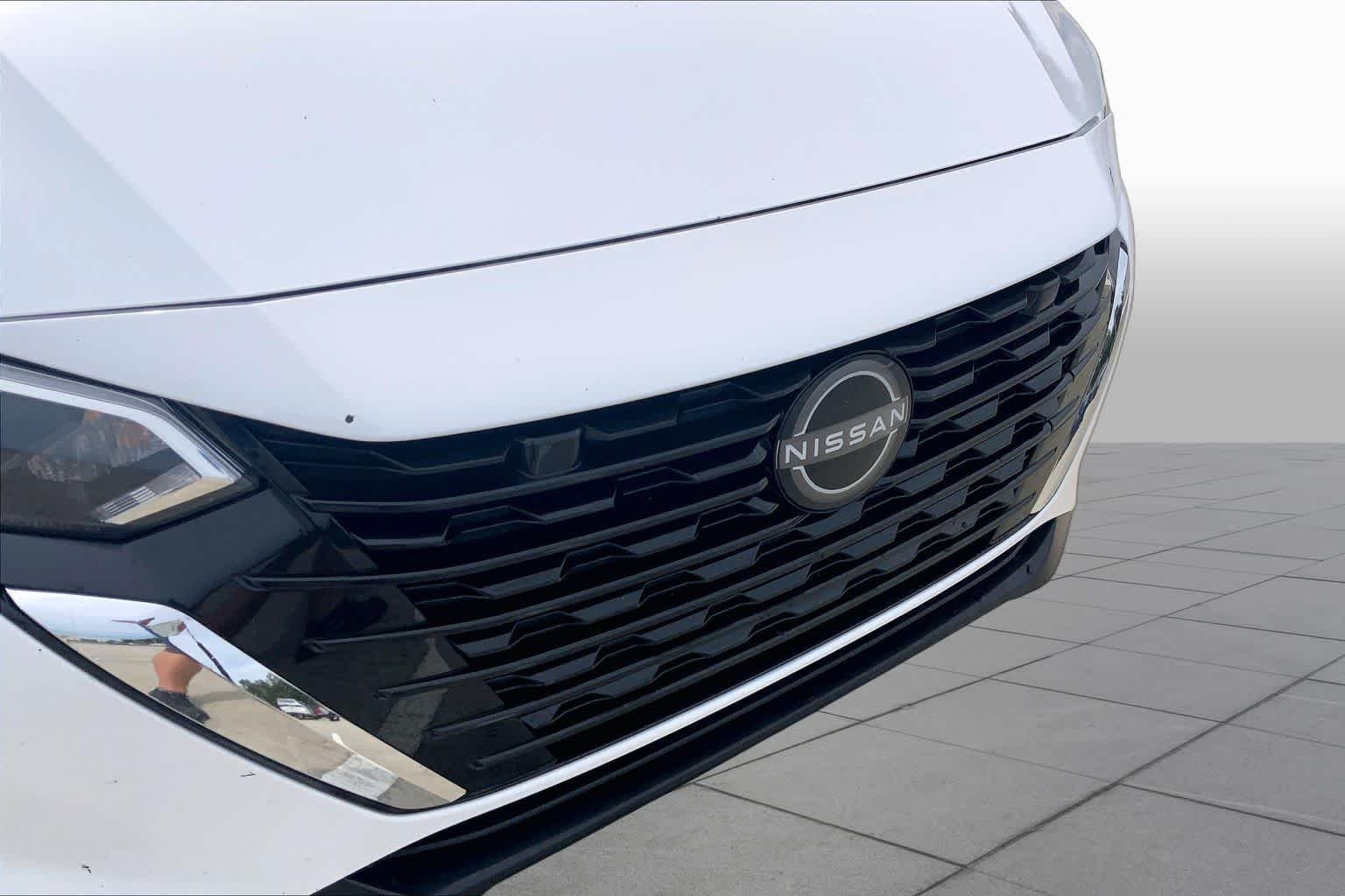Used 2024 Fresh Powder Nissan SV image 29