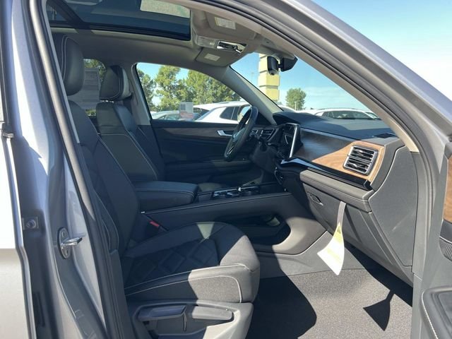 2026 Volkswagen Atlas SE w/Tech - Photo 31