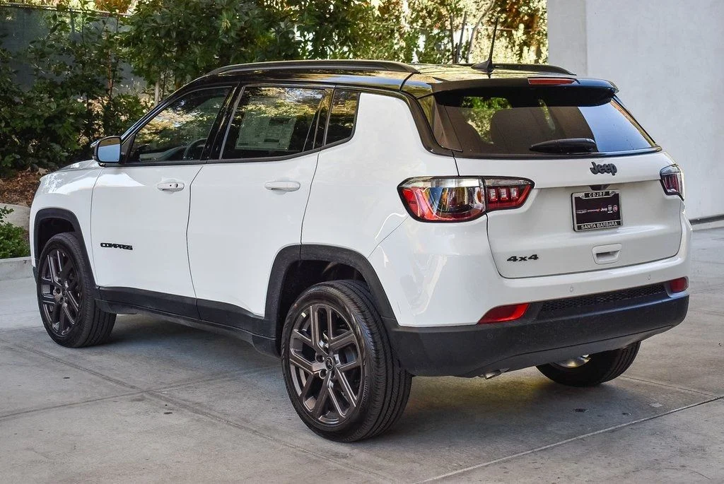 New 2026 Bright White Clearcoat Jeep Limited image 4